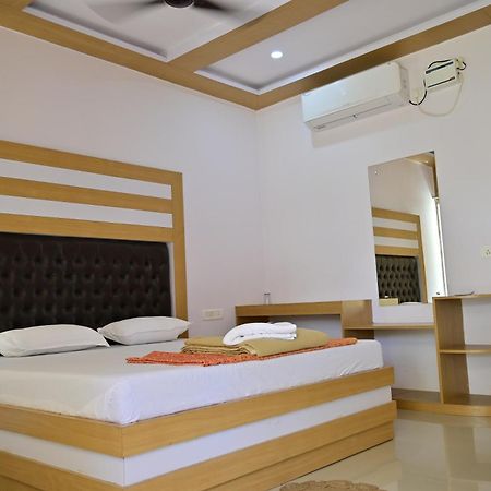 Moon Shine Garden Resort جزيرة نيل المظهر الخارجي الصورة